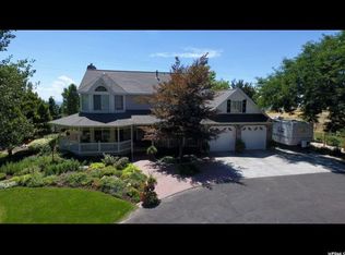 755 Burnham Dr, Pleasant View, UT 84414