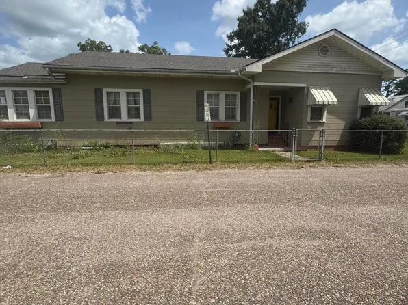 1020 Church St, Jeanerette, LA 70544