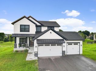 252 3rd St SW, Delano, MN 55328