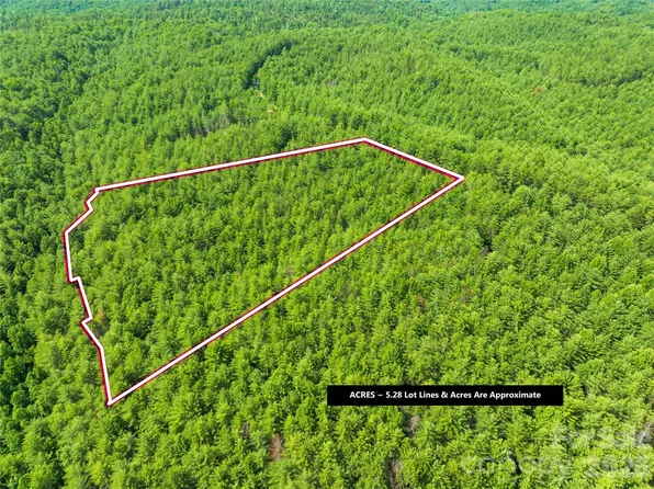 6104 Collette Ridge Cir, Lenoir, NC 28645