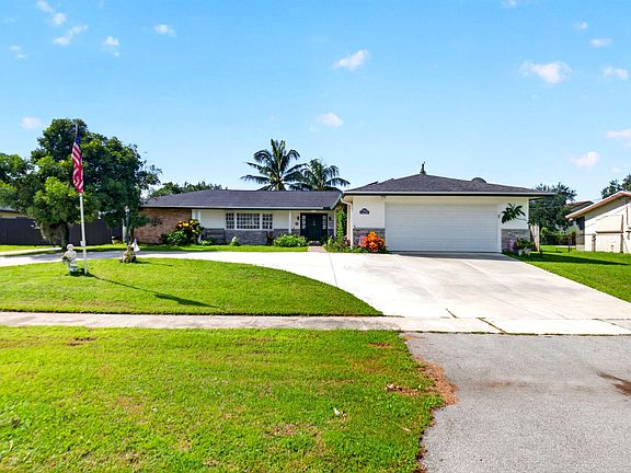 3rd image of 7866 SAINT ANDREWS Road