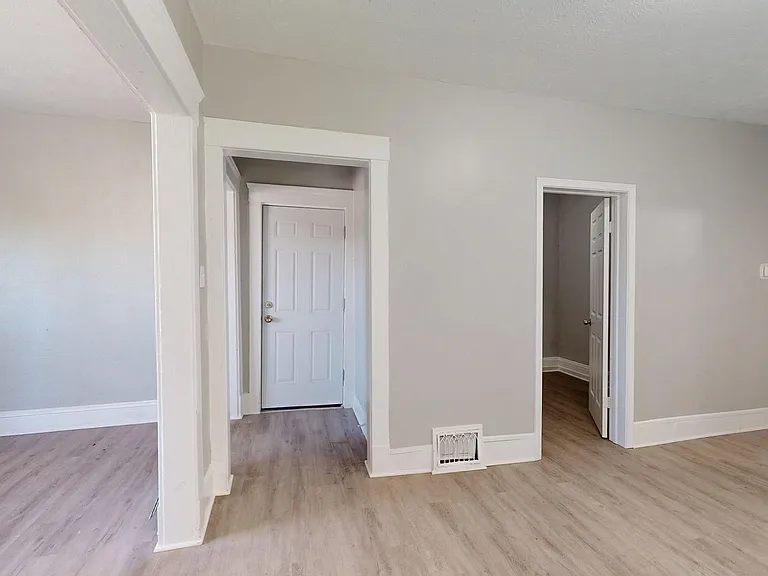 8111 Madison Ave — Photo 6