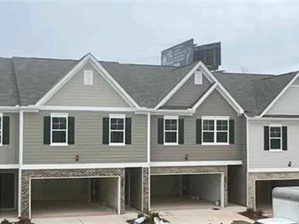 11676 Mendenhall Ct, Hampton, GA 30228