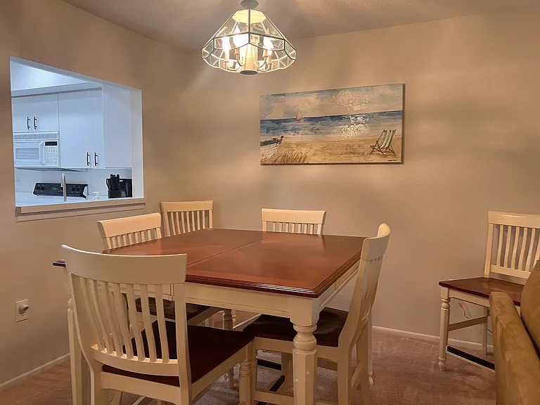 748 Avenida Estancia #B — Photo 11