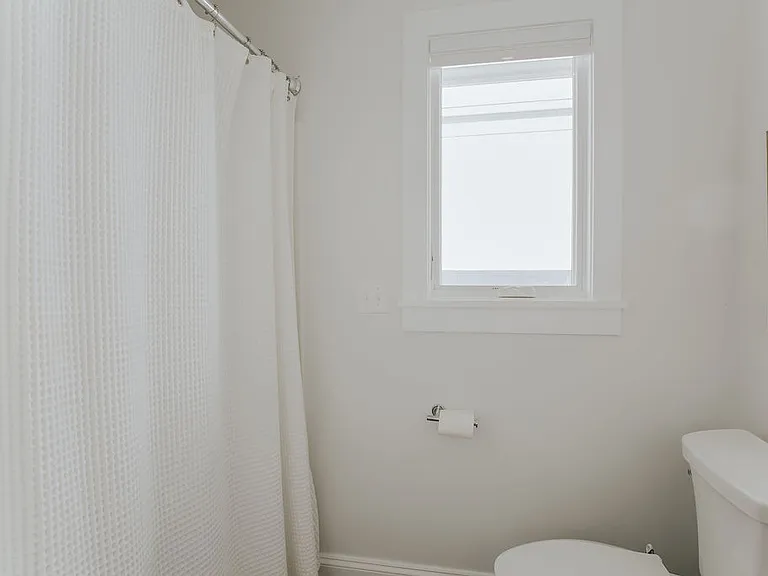 1629 Hardwood Ave — Photo 34