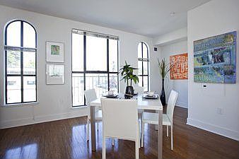 Dining Room 1 :: 4395 Piedmont Avenue
