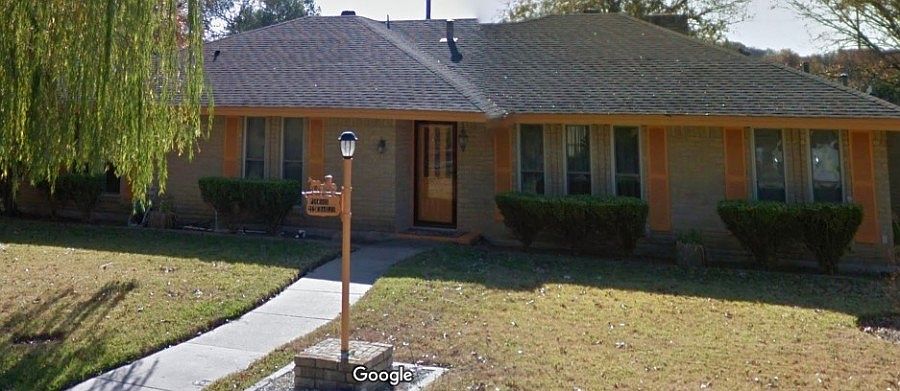 1st image of 212 Charles St