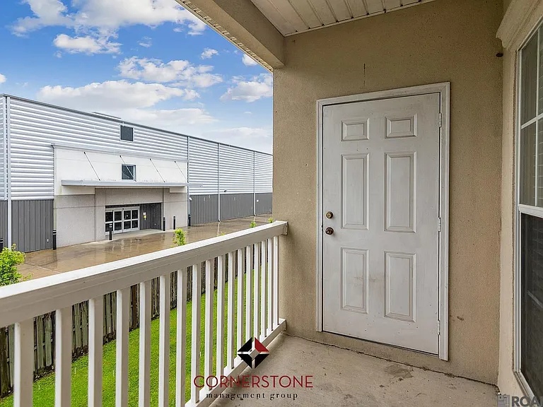 4625 Burbank Dr #607 — Photo 11