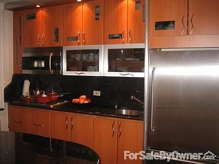 2427 E. 29 St. 2B Kit