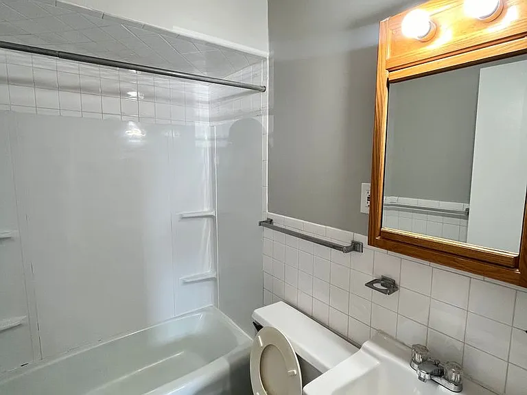 2111 Todd Dr — Photo 7