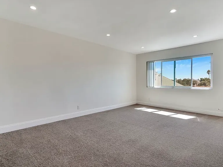 929 S Bedford St #302 — Photo 19