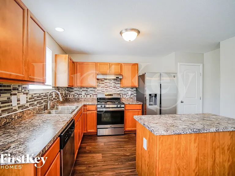 2144 Greencrest Way — Photo 7