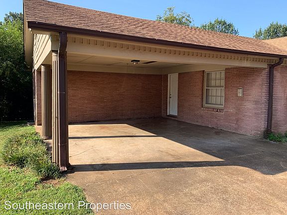 2nd image of 502 Imperial Dr