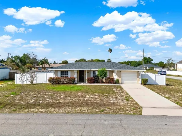 2764 W Covington Dr, Deltona, FL 32738