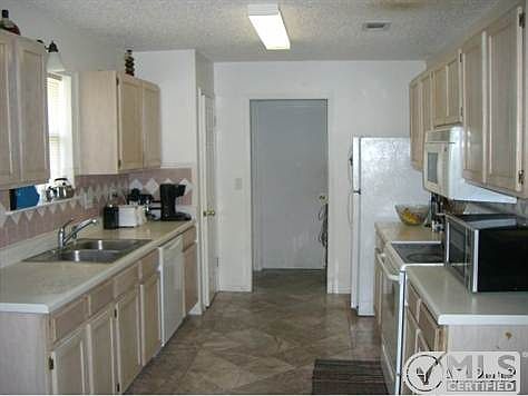 5th image of 5101 Teal Dr