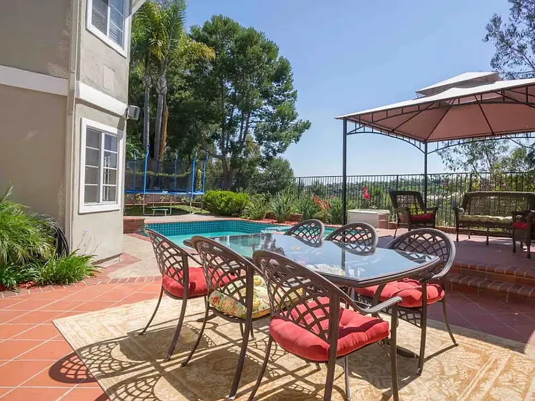 30972 Canterbury Pl — Photo 4