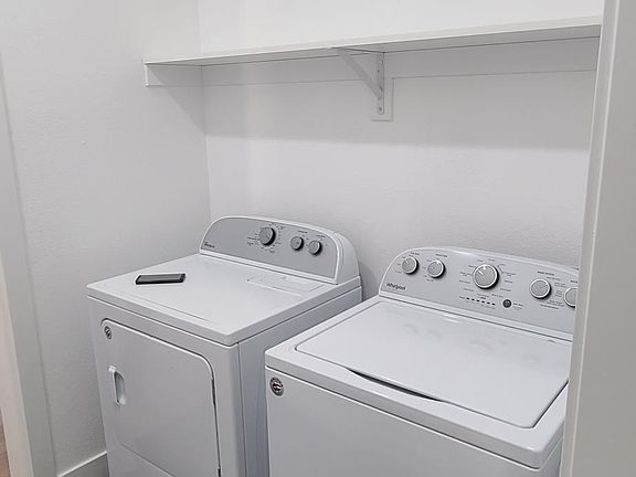 3rd image of 631 Water St