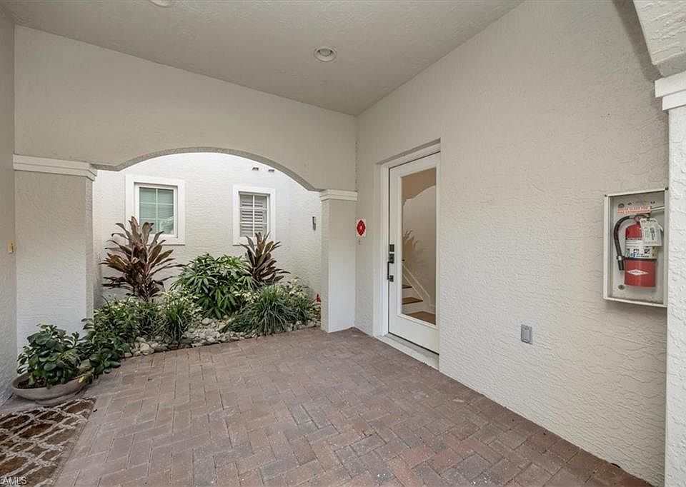 9151 Palmetto Ridge DR #202, Estero, FL 34135 | MLS #225079233