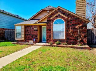 2133 Westmore Dr, Moore, OK 73170