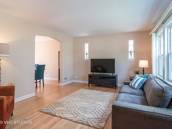 4th image of 1811 Hull Ave