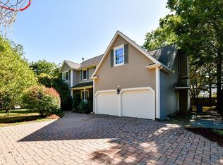 48 Fisher St, Natick, MA 01760