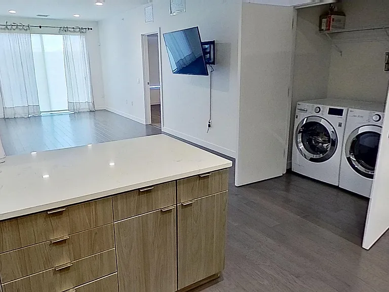 1616 S Broadway St #312 — Photo 10