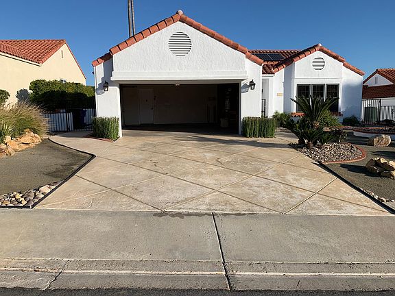 2nd image of 12564 Avenida Tineo