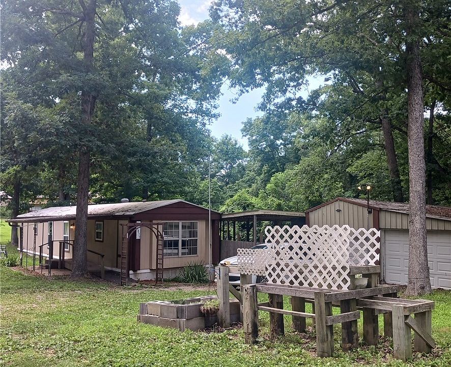 1st image of 4839 Blackberry Ln