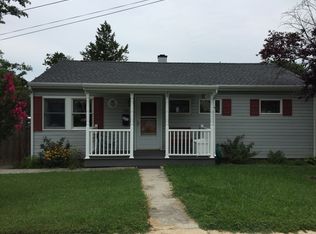 718 Raynor Ave, Catonsville, MD 21228