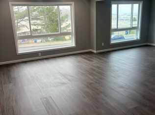 1274 Southgate Ave, Daly City, CA 94015