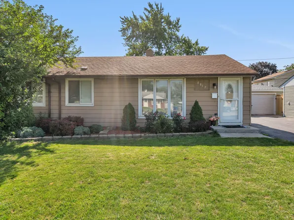 8877 S Main St, Hometown, IL 60456