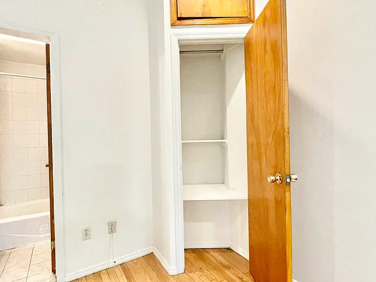 25 King St #1RW — Photo 10
