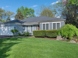 1034 Langley Cir, Naperville, IL 60563