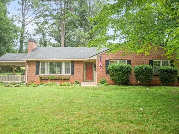 3246 Downing Dr, Lynchburg, VA 24503