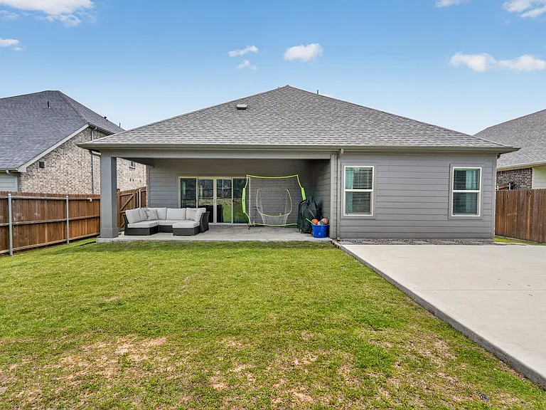 480 Pebble Brook Ln — Photo 32