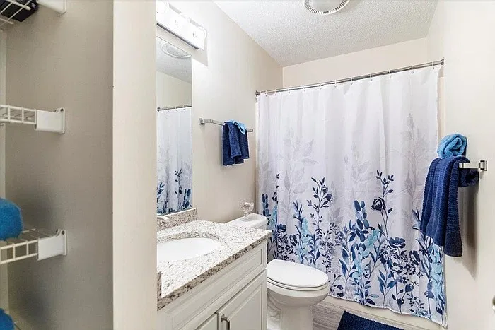 181 Riverside Townhouses Rd #181 — Photo 10