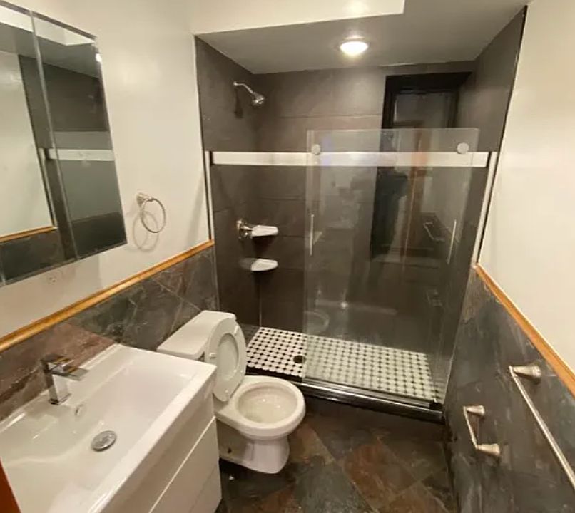 2nd image of 155 W 83rd St APT B2
