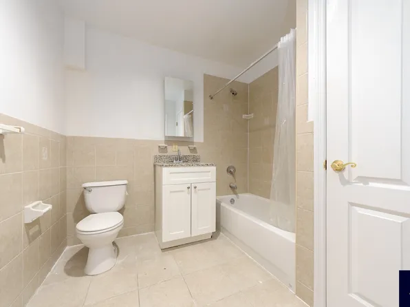 19-19 24th Avenue image 7 of 16