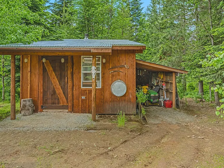 3141 N Riley Creek Rd — Photo 33