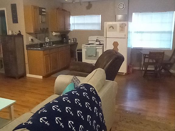Kitchen area
