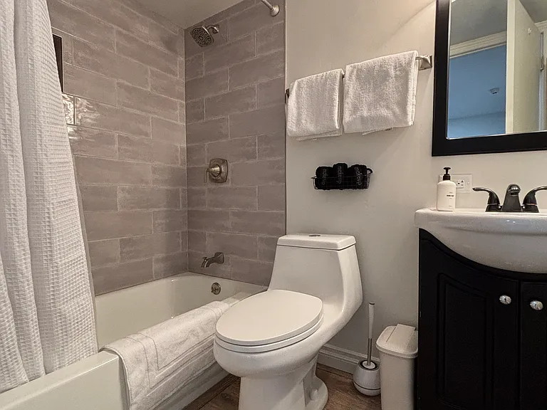 1482 Empire Ave #M3 — Photo 16
