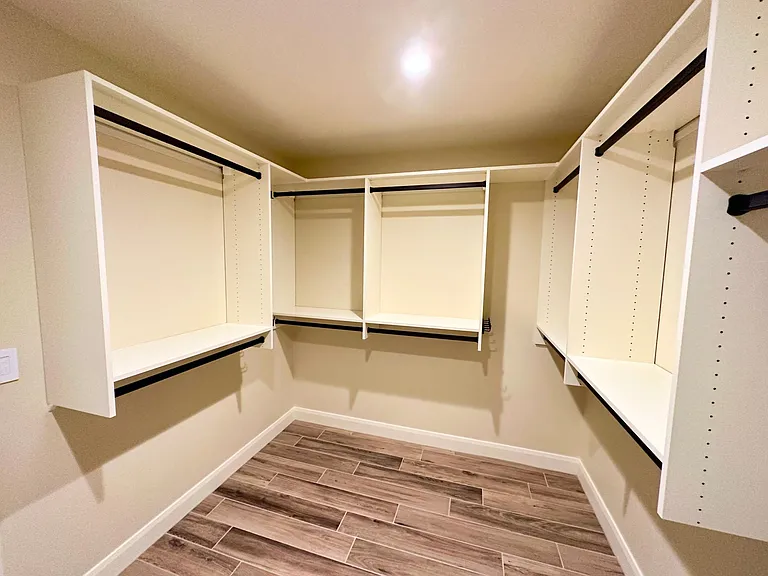 32039 Grenville Ct — Photo 17