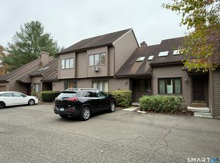 7 Twin Oaks #7, New Milford, CT 06776