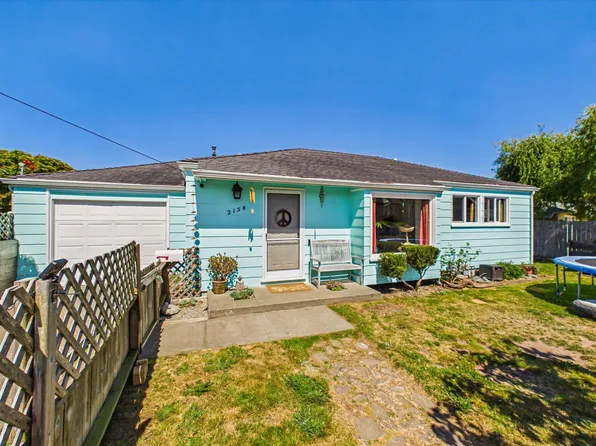 2158 A St, Eureka, CA 95501
