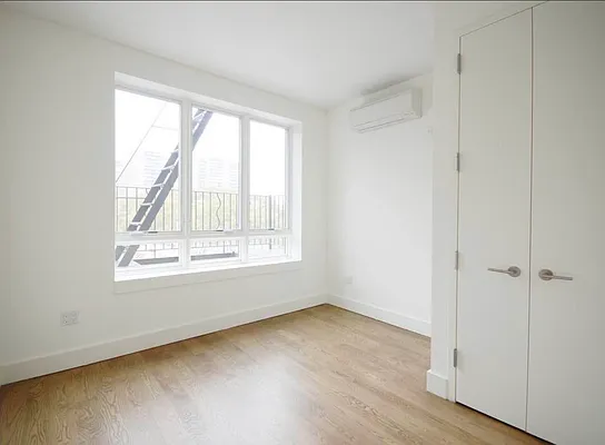 Rented by ERNY LLC | media 29