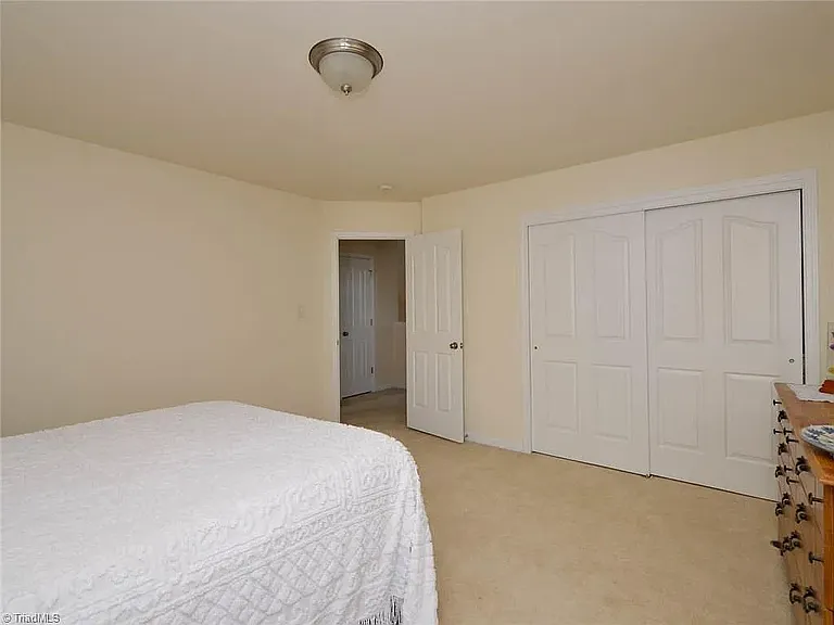 815 Hartley Hill Ct — Photo 17