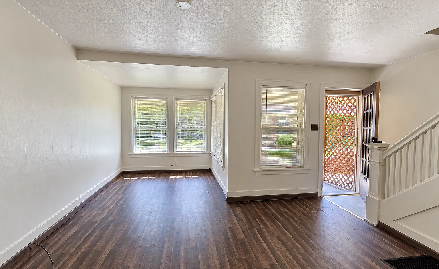 2 bed, 1008 sqft, $850 — Photo 3