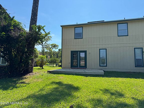 3rd image of 11560 FORT CAROLINE LAKES Drive