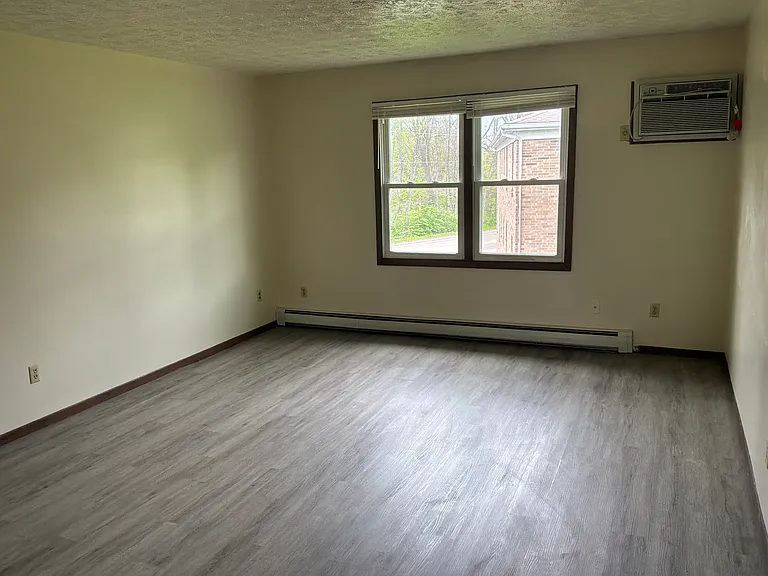 5008 West Blvd #301 — Photo 4