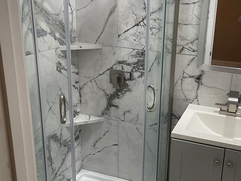 313 Catalpa Dr — Photo 5